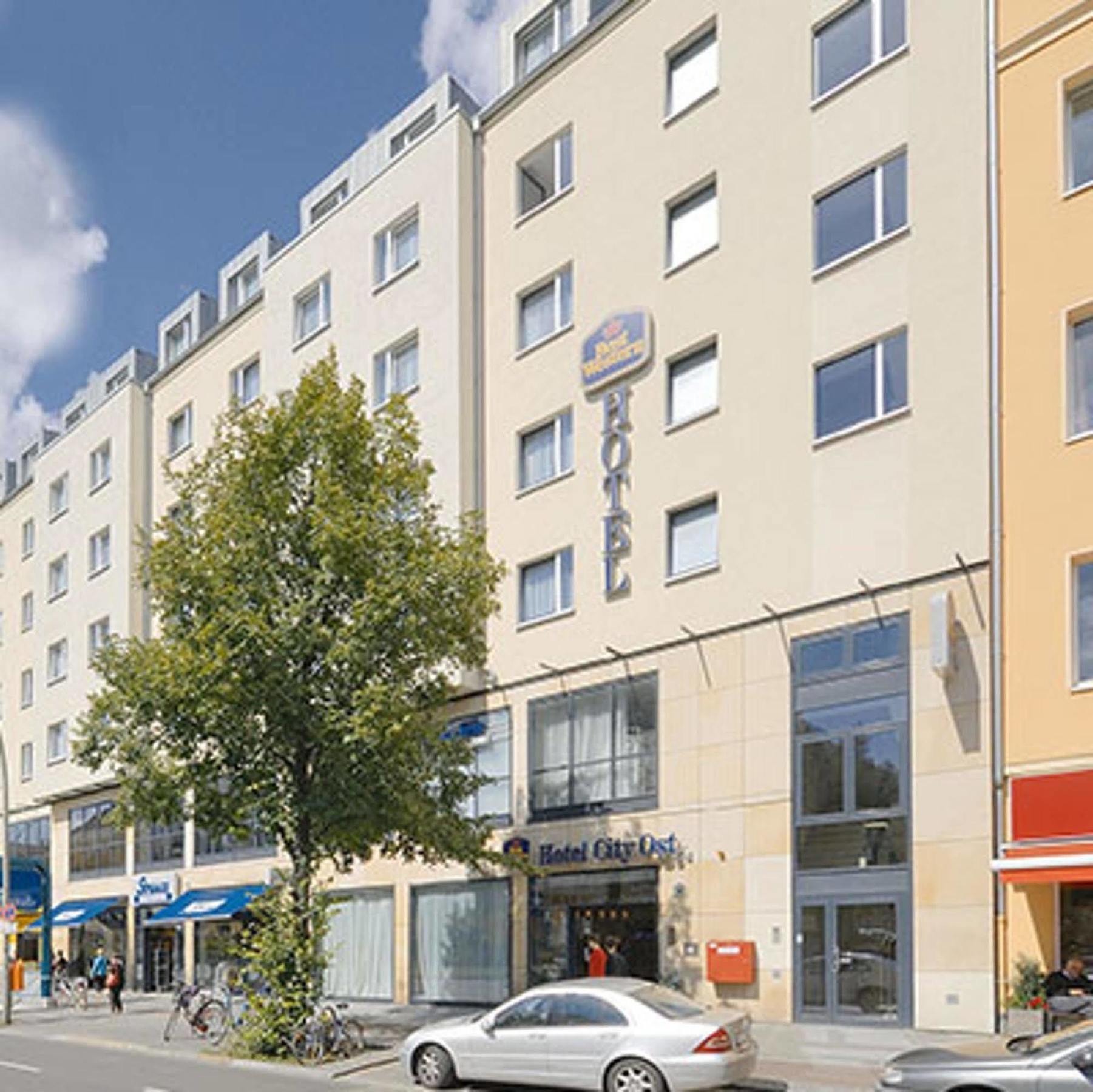 B&B Hotel Berlin City-Ost Exteriör bild